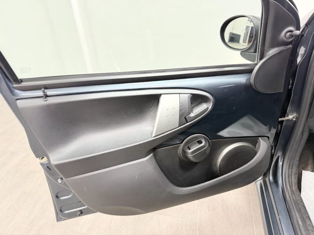 TOYOTA Aygo usata, con Chiusura centralizzata telecomandata