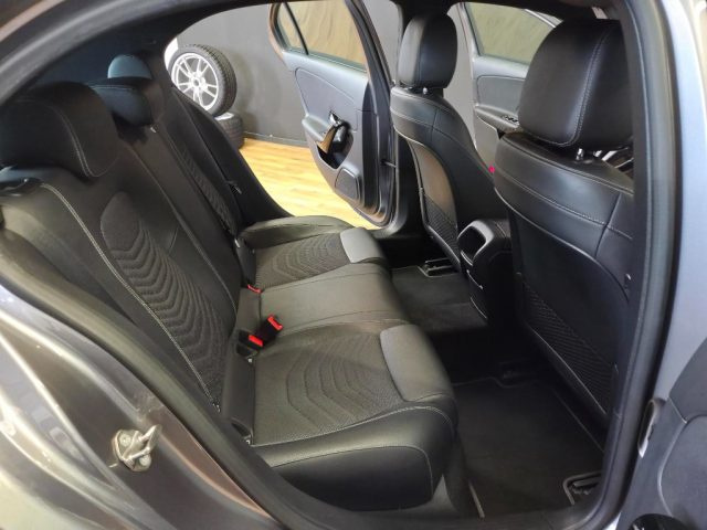 MERCEDES-BENZ A 180 usata, con Fari LED