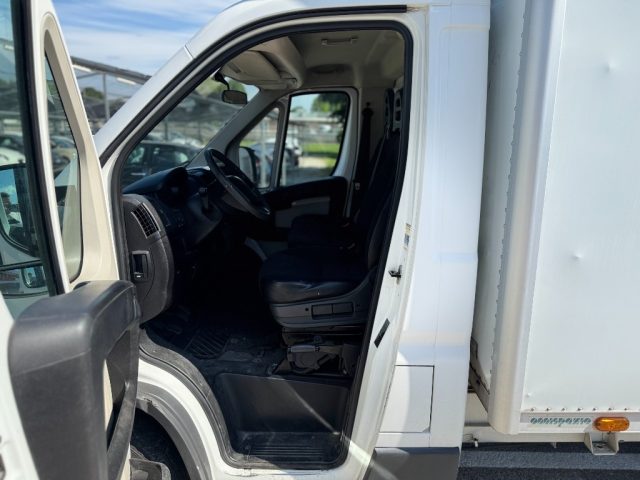 PEUGEOT Boxer usata, con Servosterzo