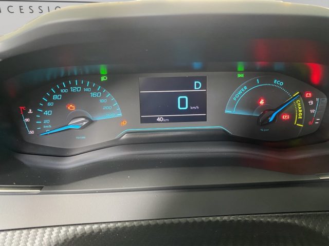 PEUGEOT 2008 usata, con Autoradio digitale