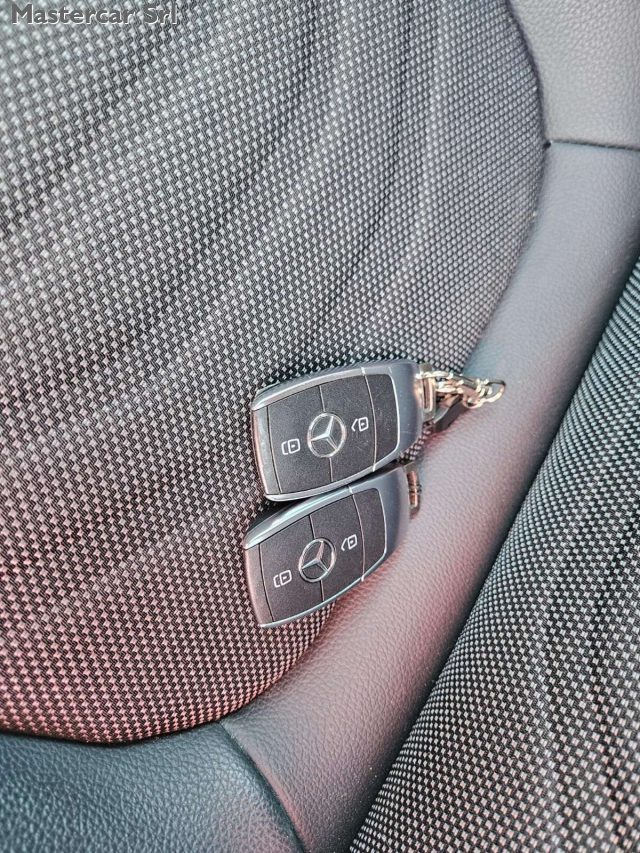 MERCEDES-BENZ A 250 usata, con Sedili riscaldati