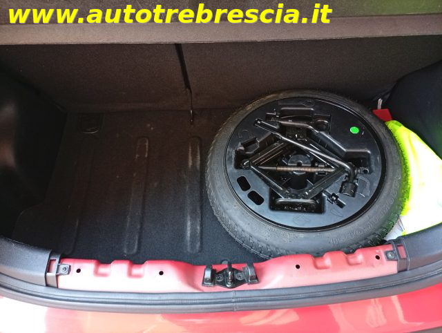 HYUNDAI i10 usata 15