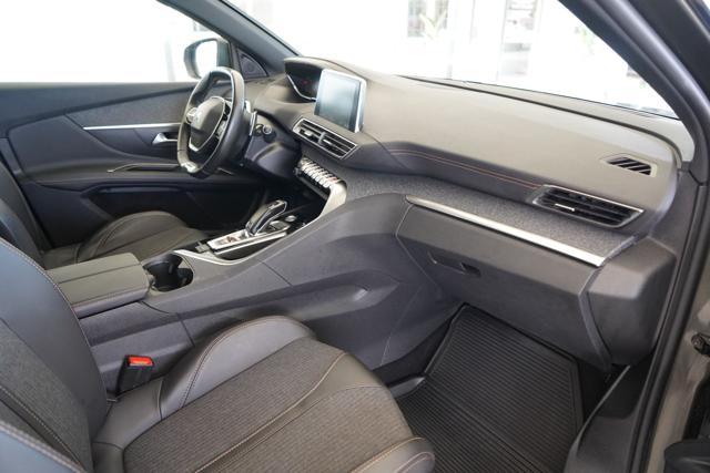 PEUGEOT 3008 usata 27