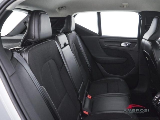 VOLVO XC40 usata 10