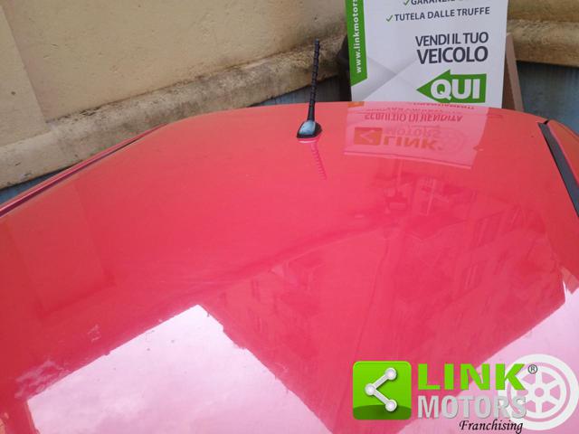 TOYOTA Yaris usata, con Sedile posteriore sdoppiato