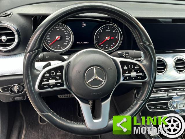 MERCEDES-BENZ E 200 usata, con Park Distance Control