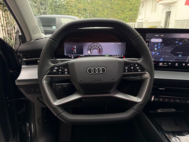 AUDI Q3 usata, con Sensori di parcheggio posteriori