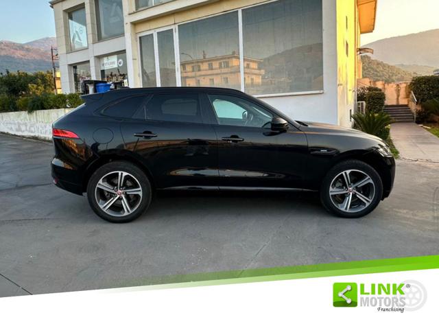 JAGUAR F-Pace usata, con Boardcomputer