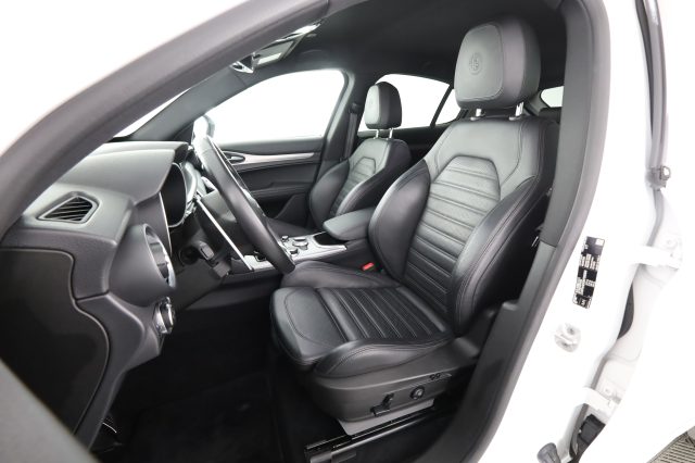 ALFA ROMEO Stelvio usata 2