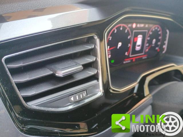 VOLKSWAGEN Polo usata, con Sensori di parcheggio anteriori