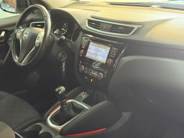 NISSAN Qashqai usata, con USB