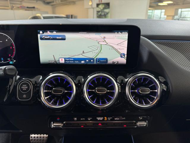 MERCEDES-BENZ GLA 200 usata, con Controllo automatico clima