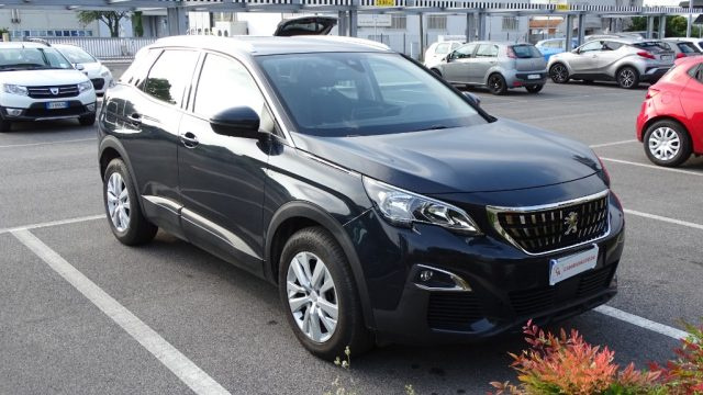 PEUGEOT 3008 usata, con Airbag