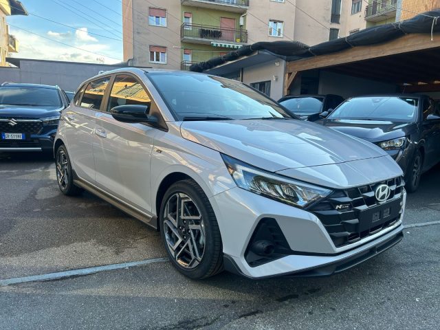 HYUNDAI i20 usata, con Airbag