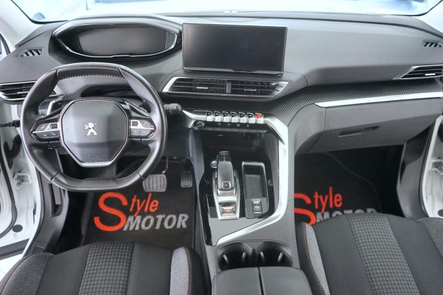 PEUGEOT 3008 usata, con Autoradio