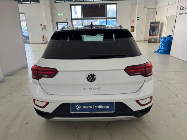 VOLKSWAGEN T-Roc usata, con Autoradio