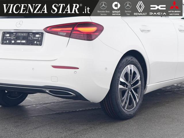 MERCEDES-BENZ A 180 usata, con Alzacristalli elettrici
