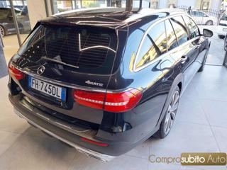 MERCEDES-BENZ E 220 usata, con Autoradio