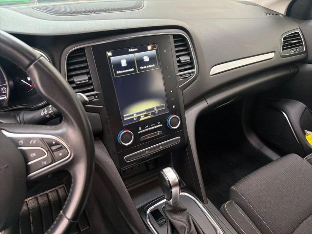 RENAULT Megane usata, con Climatizzatore