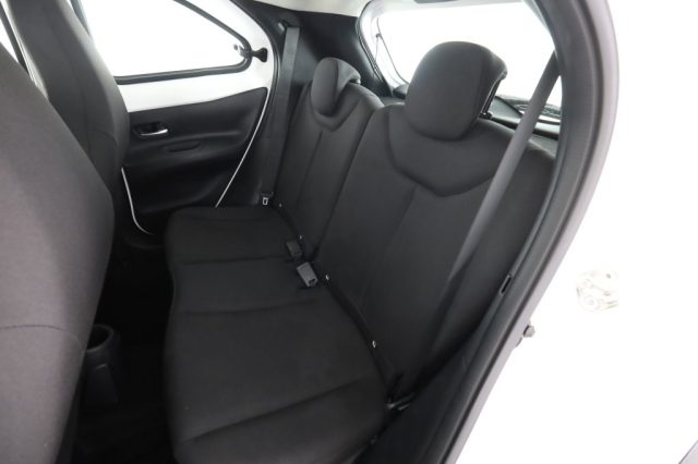 TOYOTA Aygo X usata 3