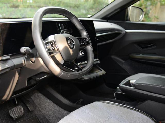 RENAULT Megane usata 41