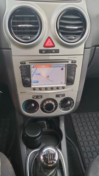 OPEL Corsa usata, con Sistema di navigazione