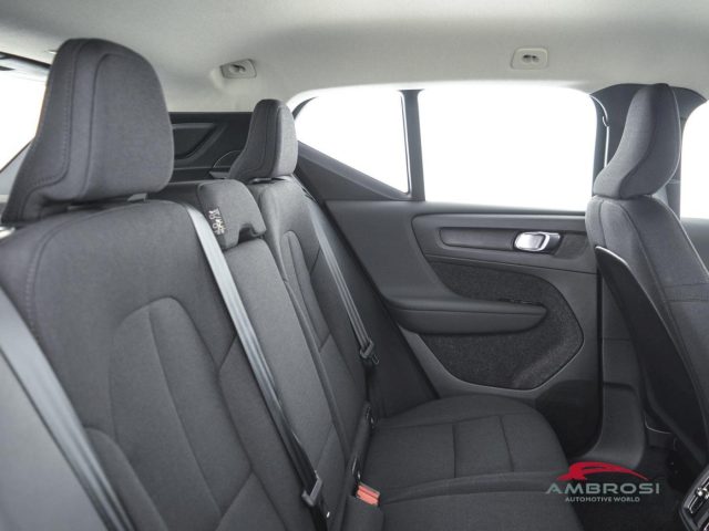 VOLVO XC40 usata 9