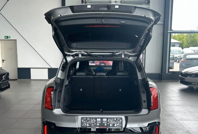 MINI Countryman usata, con Fari LED