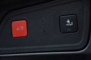 PEUGEOT 3008 usata, con Park Distance Control