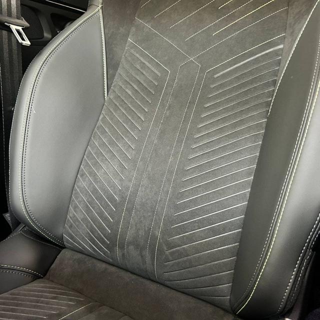 PEUGEOT 2008 usata, con Controllo automatico clima