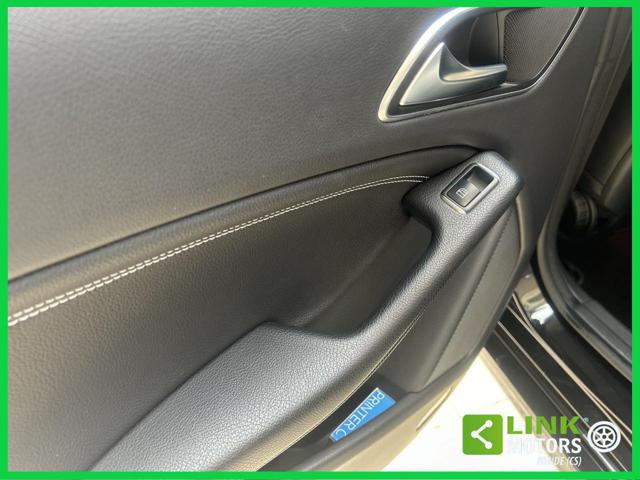MERCEDES-BENZ CLA 200 usata, con Sensori di parcheggio posteriori