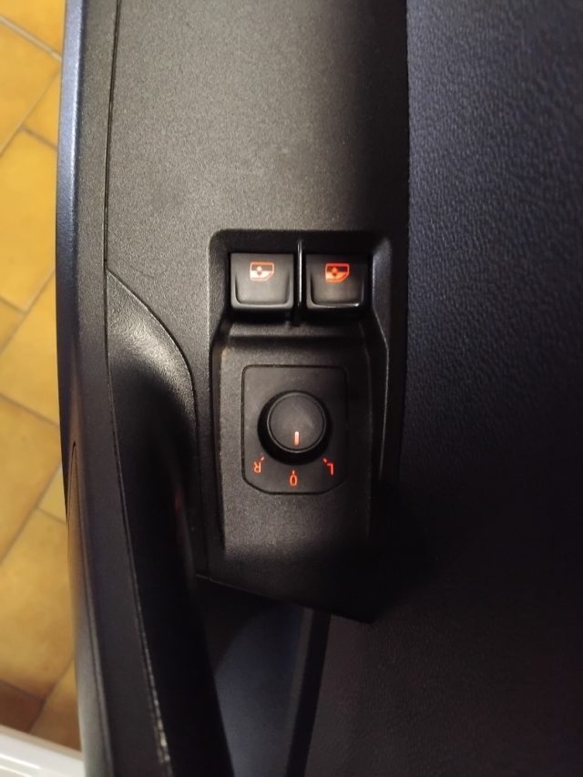 SEAT Ibiza usata, con Bluetooth