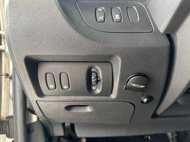 RENAULT Kangoo usata 40