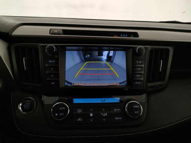 TOYOTA RAV 4 usata, con Portellone posteriore elettrico