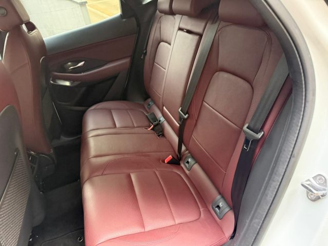 JAGUAR E-Pace usata, con Riconoscimento dei segnali stradali