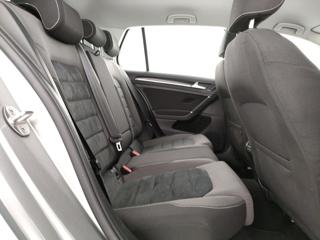 VOLKSWAGEN Golf usata, con Touch screen