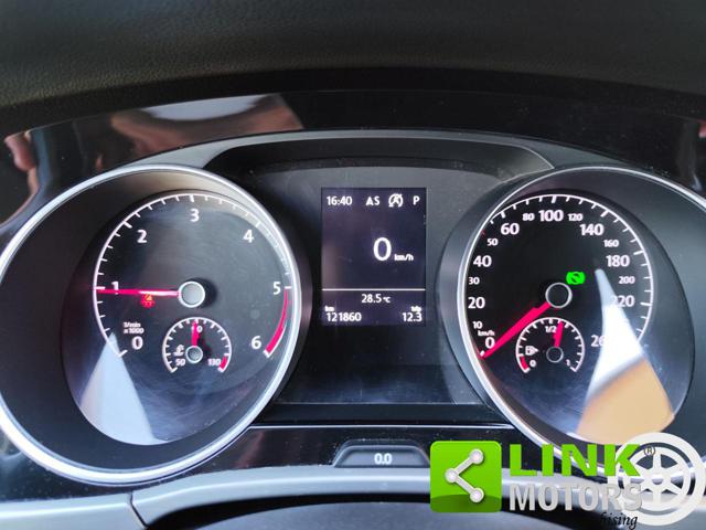 VOLKSWAGEN Touran usata, con Cerchi in lega