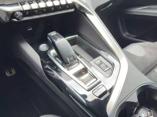 PEUGEOT 3008 usata, con Fari LED