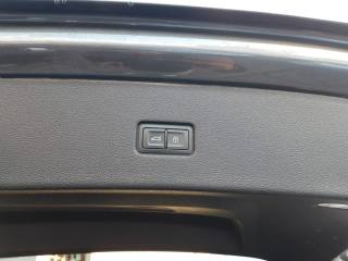 AUDI Q8 usata, con Tettuccio apribile