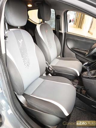 LANCIA Ypsilon usata 22