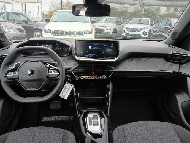 PEUGEOT 2008 usata, con Controllo automatico clima