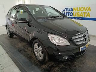 MERCEDES-BENZ B 180 usata, con Cerchi in lega