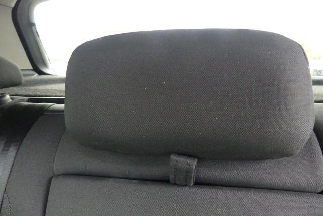 VOLKSWAGEN Golf usata, con Airbag testa