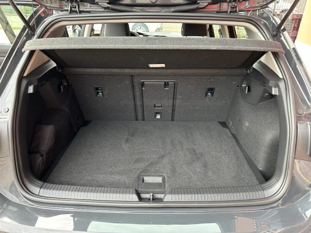 VOLKSWAGEN Golf usata, con Cerchi in lega