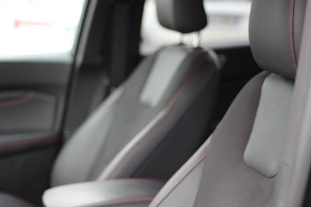 FORD S-Max usata, con Sedile posteriore sdoppiato