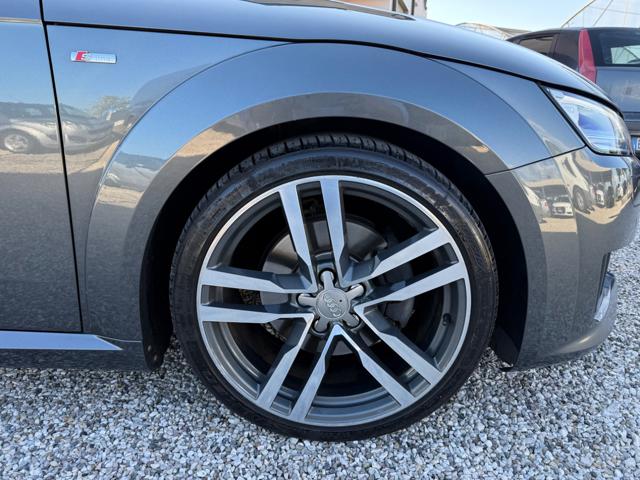 AUDI TT usata, con Autoradio
