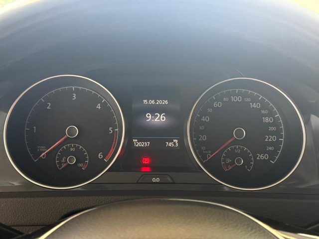 VOLKSWAGEN Golf usata, con Specchietti laterali elettrici