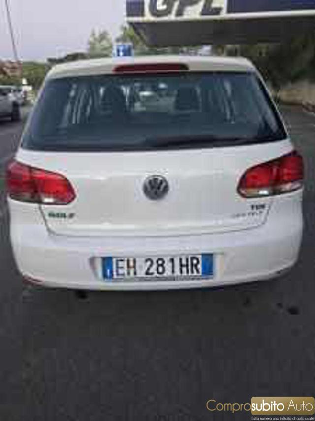 VOLKSWAGEN Golf usata, con Alzacristalli elettrici