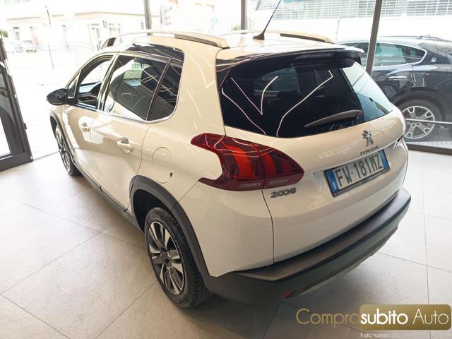 PEUGEOT 2008 usata, con Airbag Passeggero