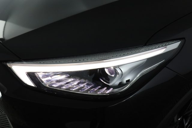 MG ZS usata 8